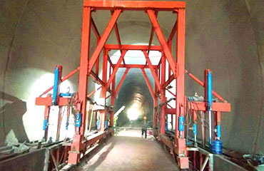 液壓電纜槽臺(tái)車(chē)、液壓鋪掛臺(tái)車(chē)、噴淋臺(tái)車(chē)